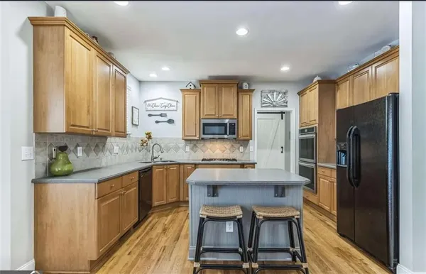 $589,900 | 4107 Suwanee Trail Way, Buford, GA 30518