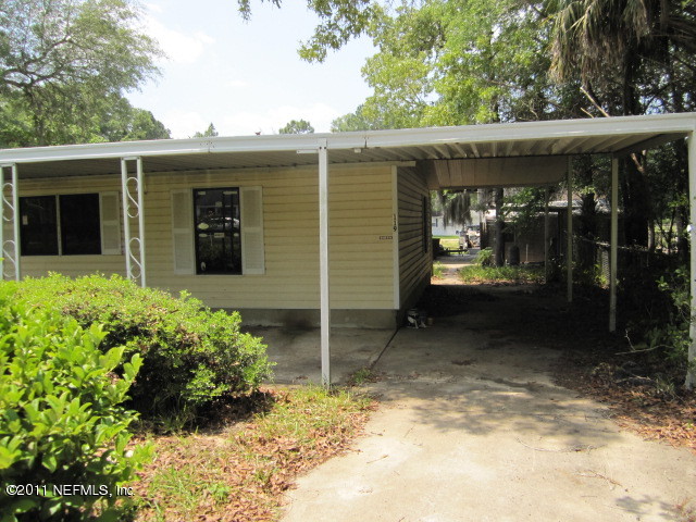 119 Rabbit Track Road Satsuma, FL 32189 - Photo 1 of 12 View from Driveway