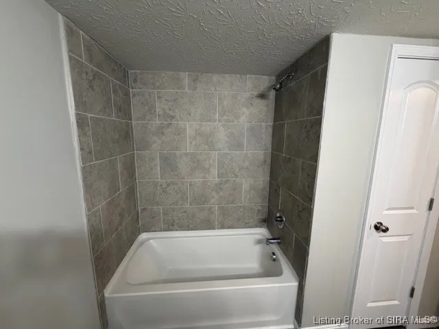 $1,050 | 1170 North Eastern School Road, Pekin, IN 47165