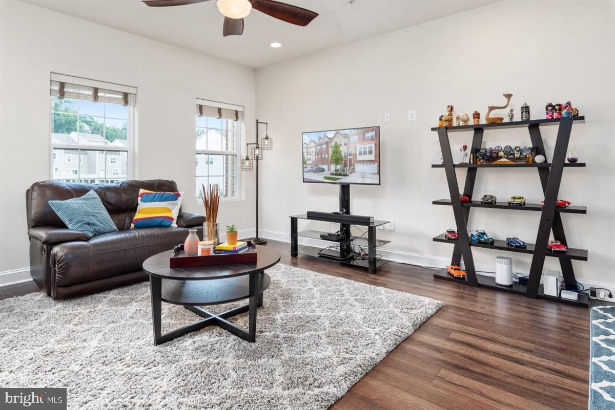 1056 Red Clover Road Gambrills, MD 21054 - Photo 7 of 48