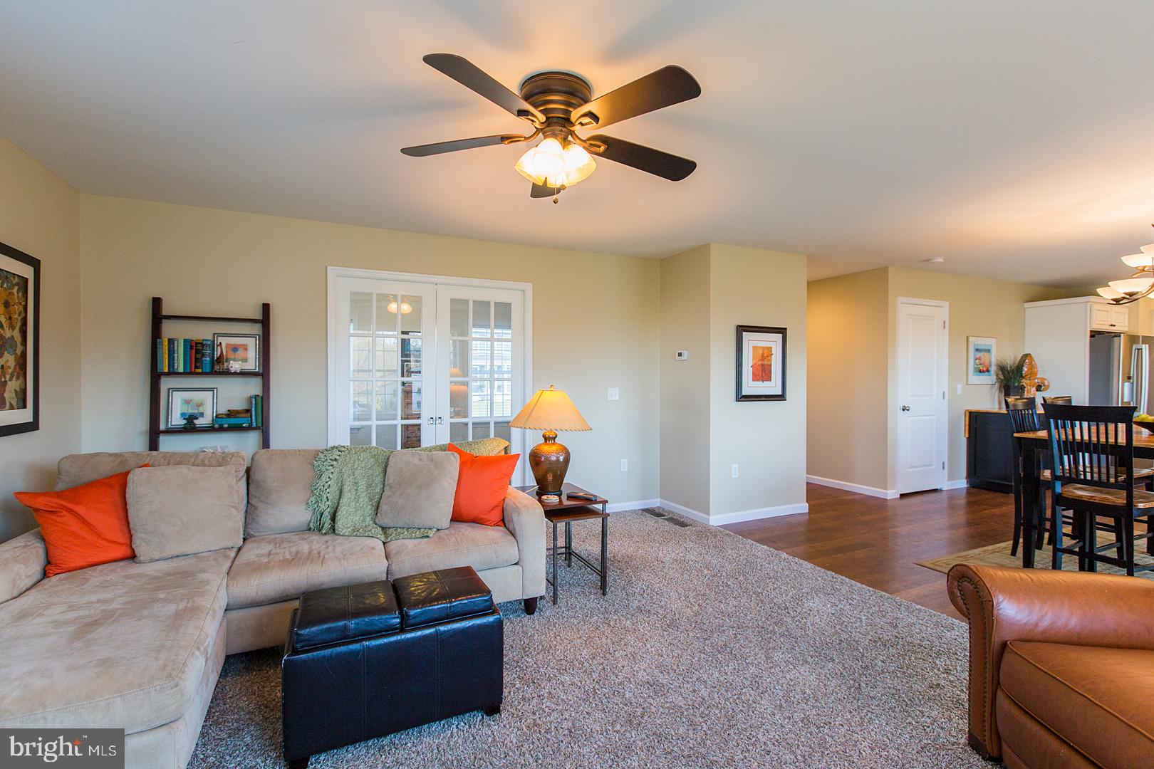 605 Frome Avenue Lititz, PA 17543 - Photo 5 of 54
