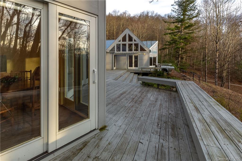 1385 Broom Road Tuckasegee, NC 28783 - Photo 8 of 40 Gallery Image 8