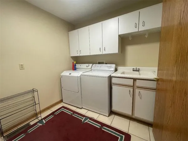 $339,900 | 1445 Winterberry Court, Unit 2B, Hermitage, PA 16148