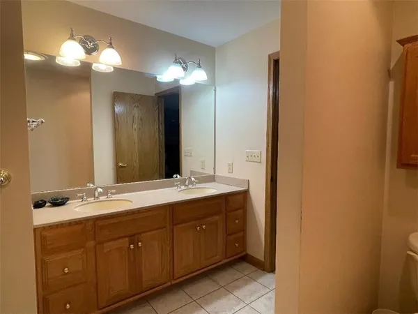 $339,900 | 1445 Winterberry Court, Unit 2B, Hermitage, PA 16148