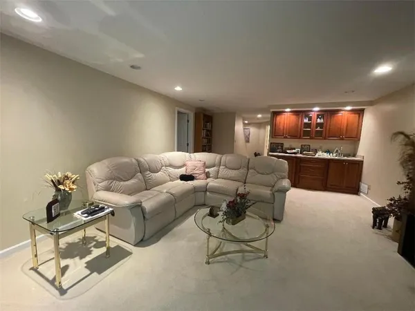 $339,900 | 1445 Winterberry Court, Unit 2B, Hermitage, PA 16148