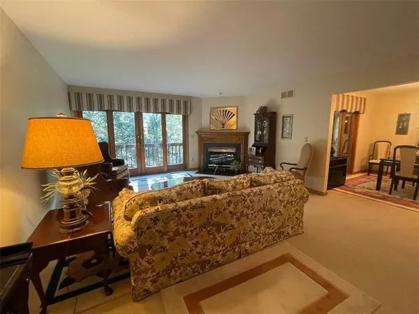 $339,900 | 1445 Winterberry Court, Unit 2B, Hermitage, PA 16148