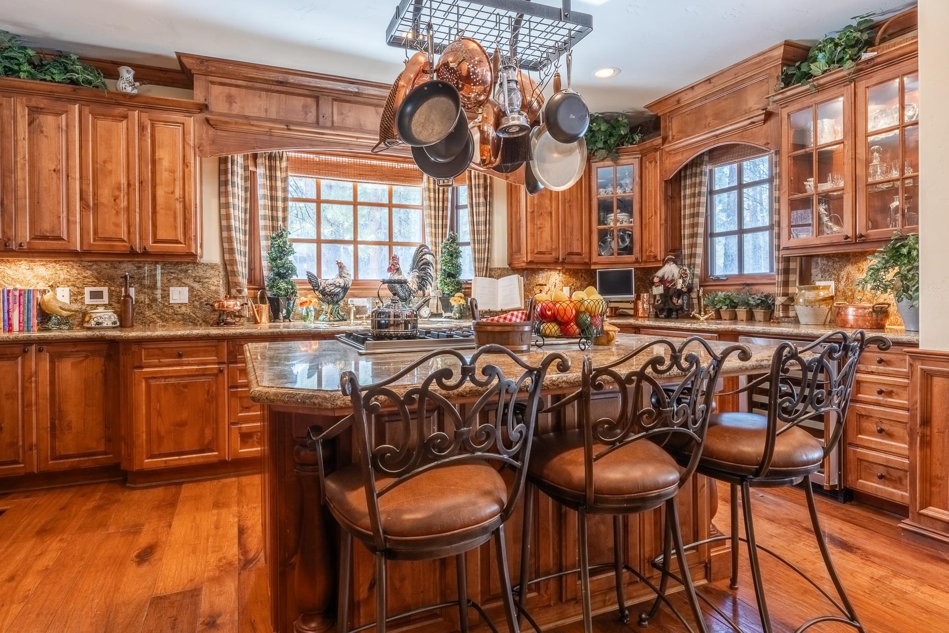 105 Northstar Circle Mammoth Lakes, CA 93546 - Photo 14 of 49 a view of a dining room with furniture and chandelier