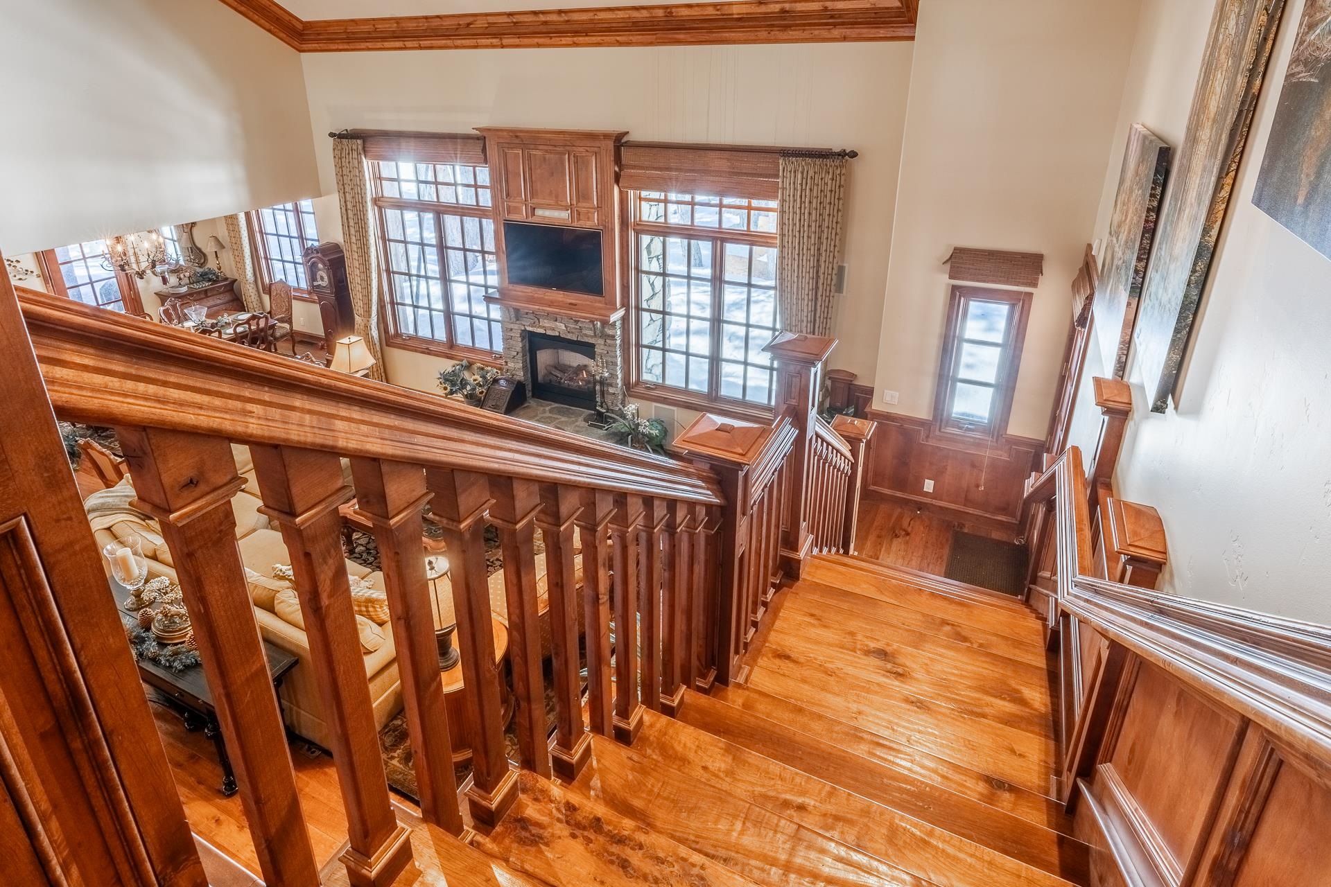 105 Northstar Circle Mammoth Lakes, CA 93546 - Photo 40 of 49 a view of a chairs and table in a balcony