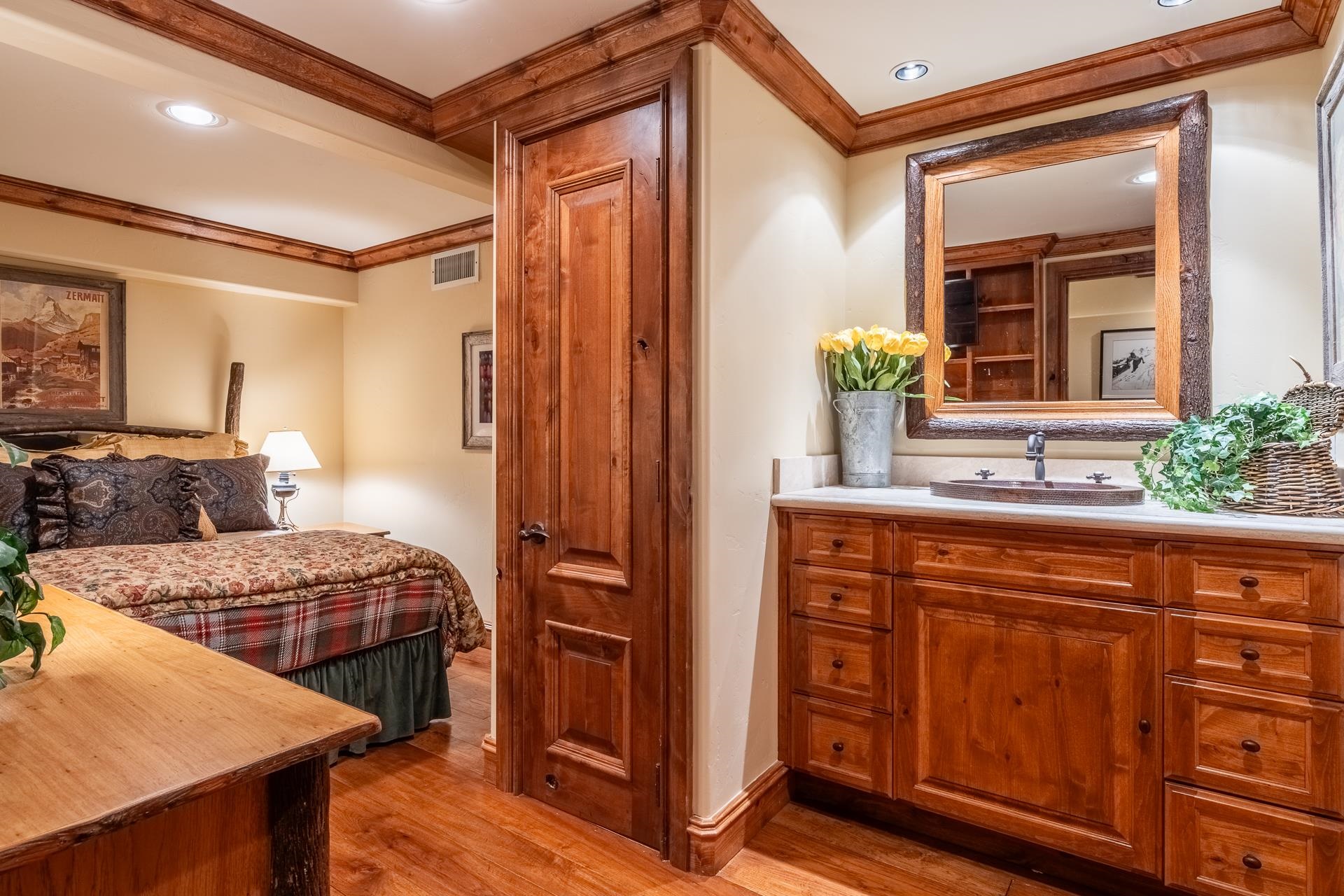 105 Northstar Circle Mammoth Lakes, CA 93546 - Photo 41 of 49 a bedroom with a bed and a dresser