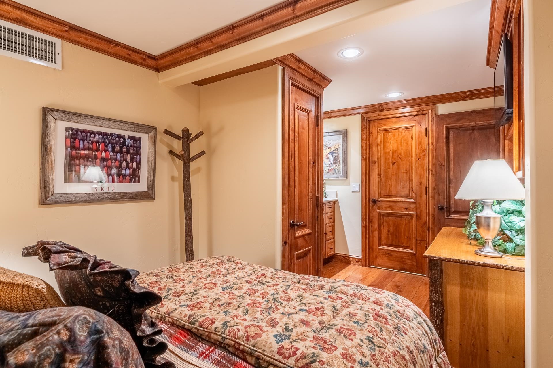 105 Northstar Circle Mammoth Lakes, CA 93546 - Photo 42 of 49 a bedroom with bed and a window