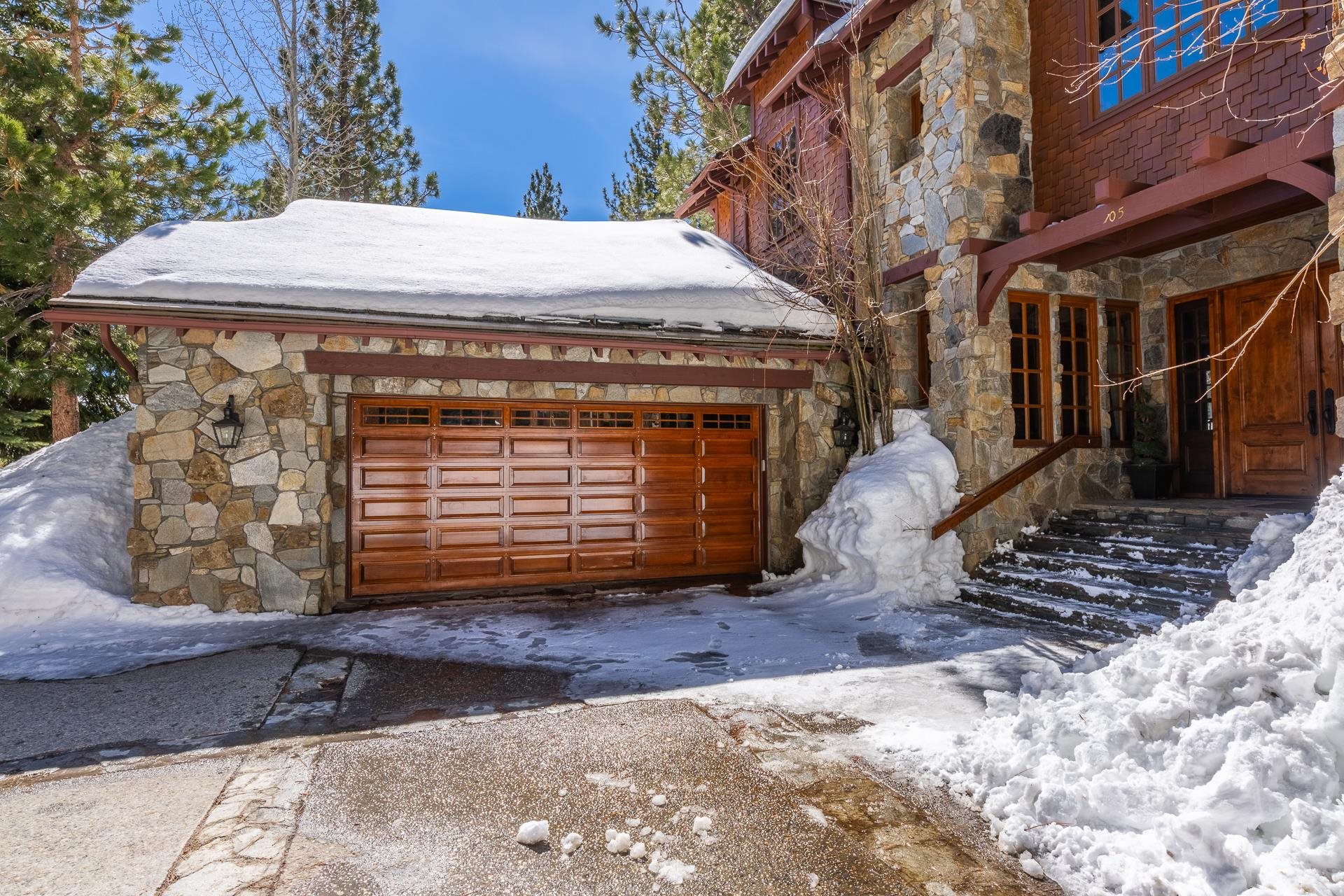 105 Northstar Circle Mammoth Lakes, CA 93546 - Photo 48 of 49 a view of a house with a small yard
