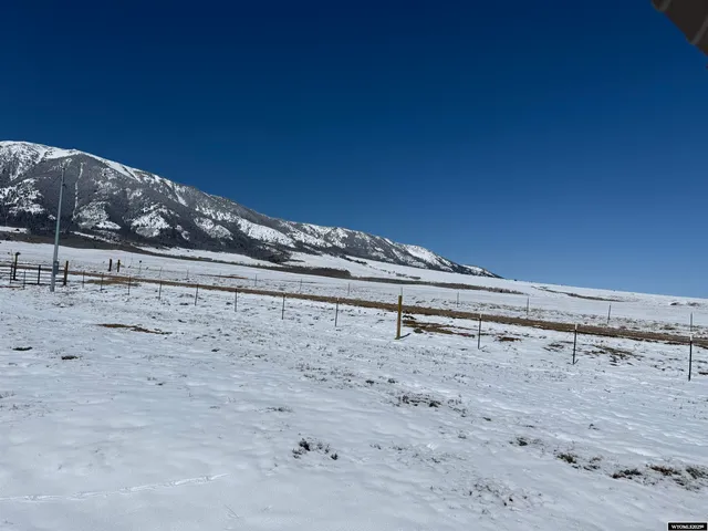 $185,000 | 56 Aspen Highlands Trail, Elk Mountain, WY 82324