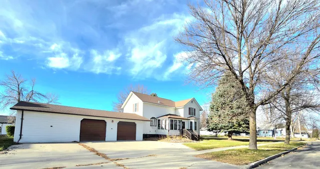 $206,000 | 109 3rd Street East, Ada, MN 56510