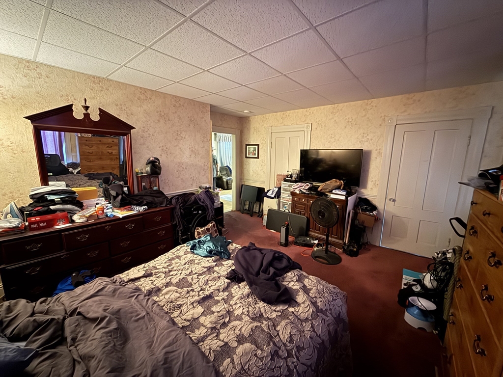 719 Main Street Clinton, MA 01510 - Photo 17 of 32