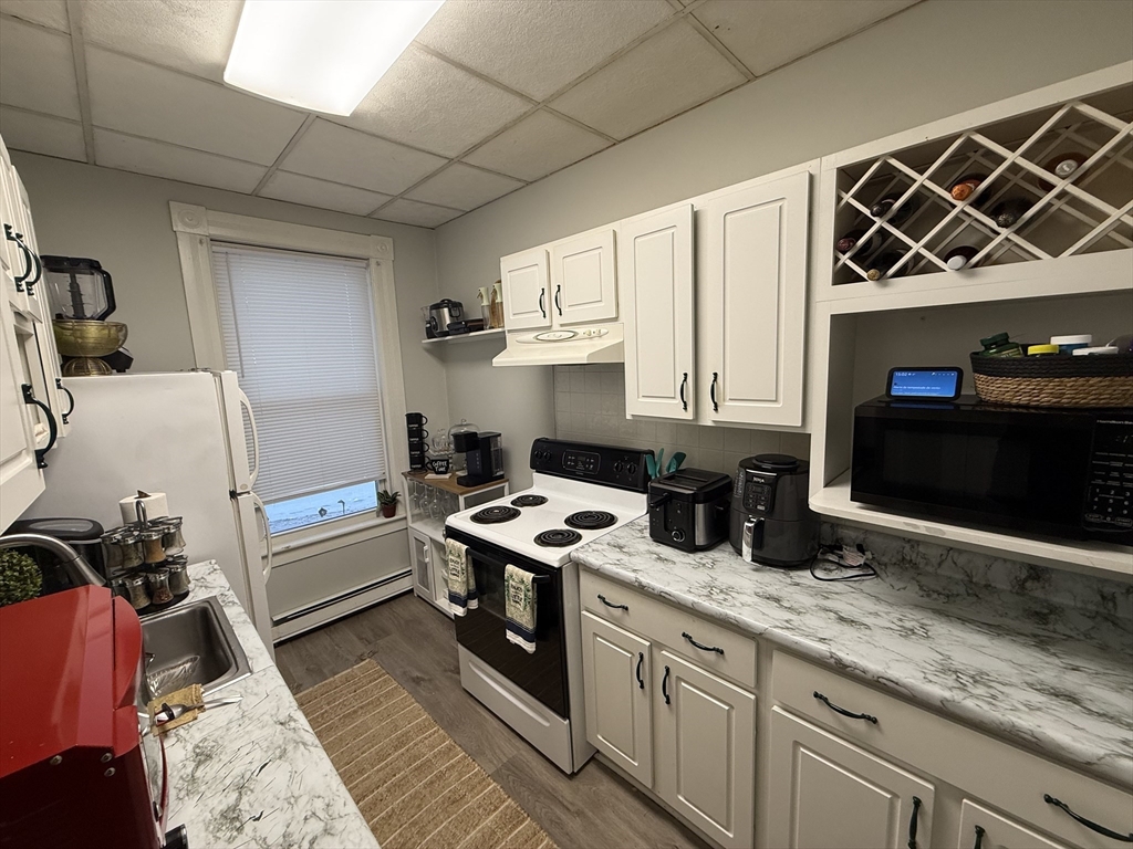 719 Main Street Clinton, MA 01510 - Photo 26 of 32