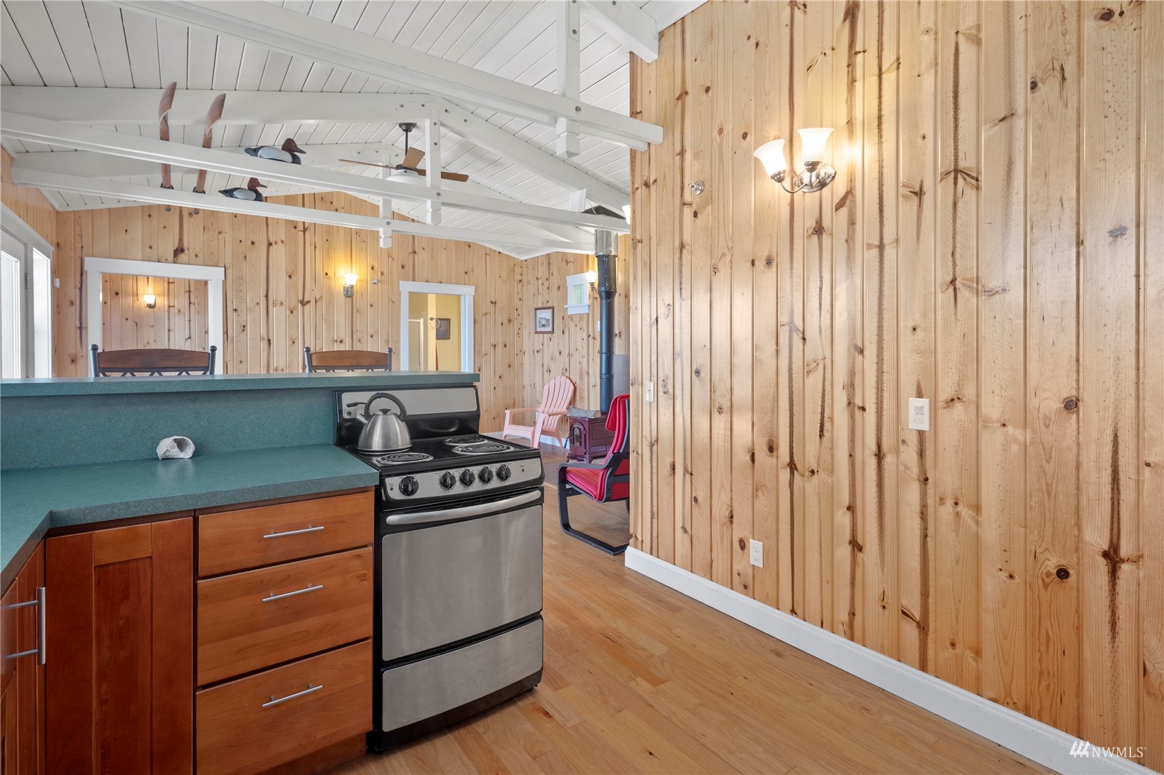4224 Southwest Luana Beach Road Vashon, WA 98070 - Photo 4 of 27