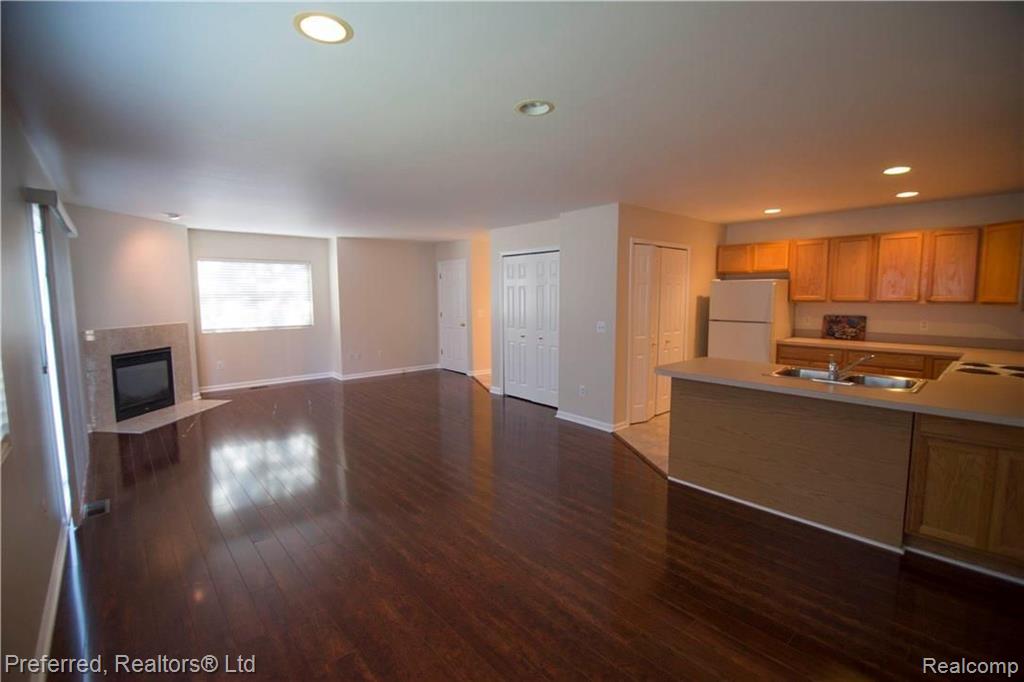 18270 West Eleven Mile Road Southfield, MI 48076 - Photo 16 of 52