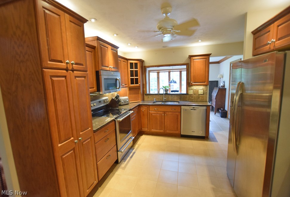 11631 Mayfield Road Chardon, OH 44024 - Photo 5 of 15