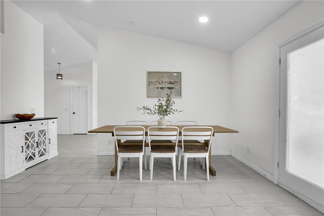 13451 Sonora Road Phelan, CA 92371 - Photo 5 of 35