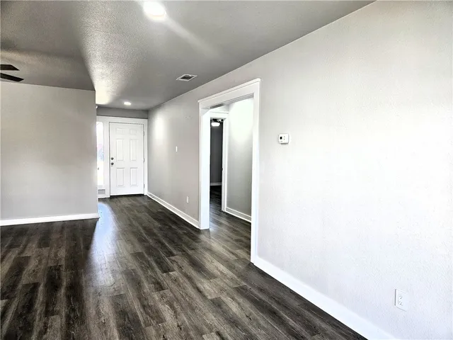 $1,350 | 3729 La Paz Drive, Unit 3731, Corpus Christi, TX 78415