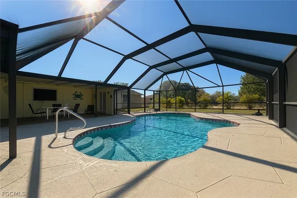 $2,295 | 1458 Alwynne Drive North, Lehigh Acres, FL 33936