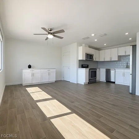 $2,295 | 1458 Alwynne Drive North, Lehigh Acres, FL 33936