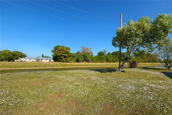 $2,295 | 1458 Alwynne Drive North, Lehigh Acres, FL 33936