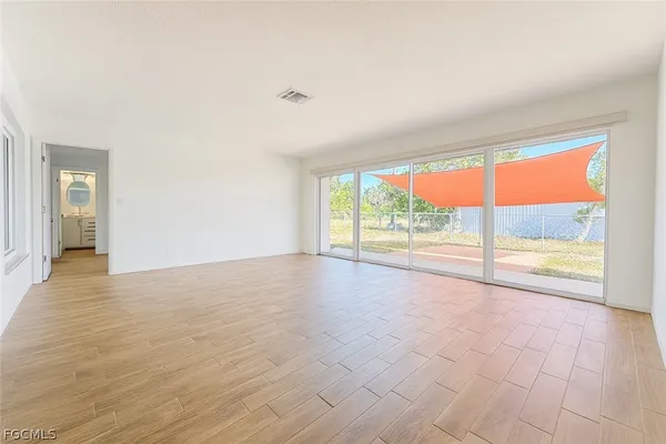 $2,295 | 1458 Alwynne Drive North, Lehigh Acres, FL 33936