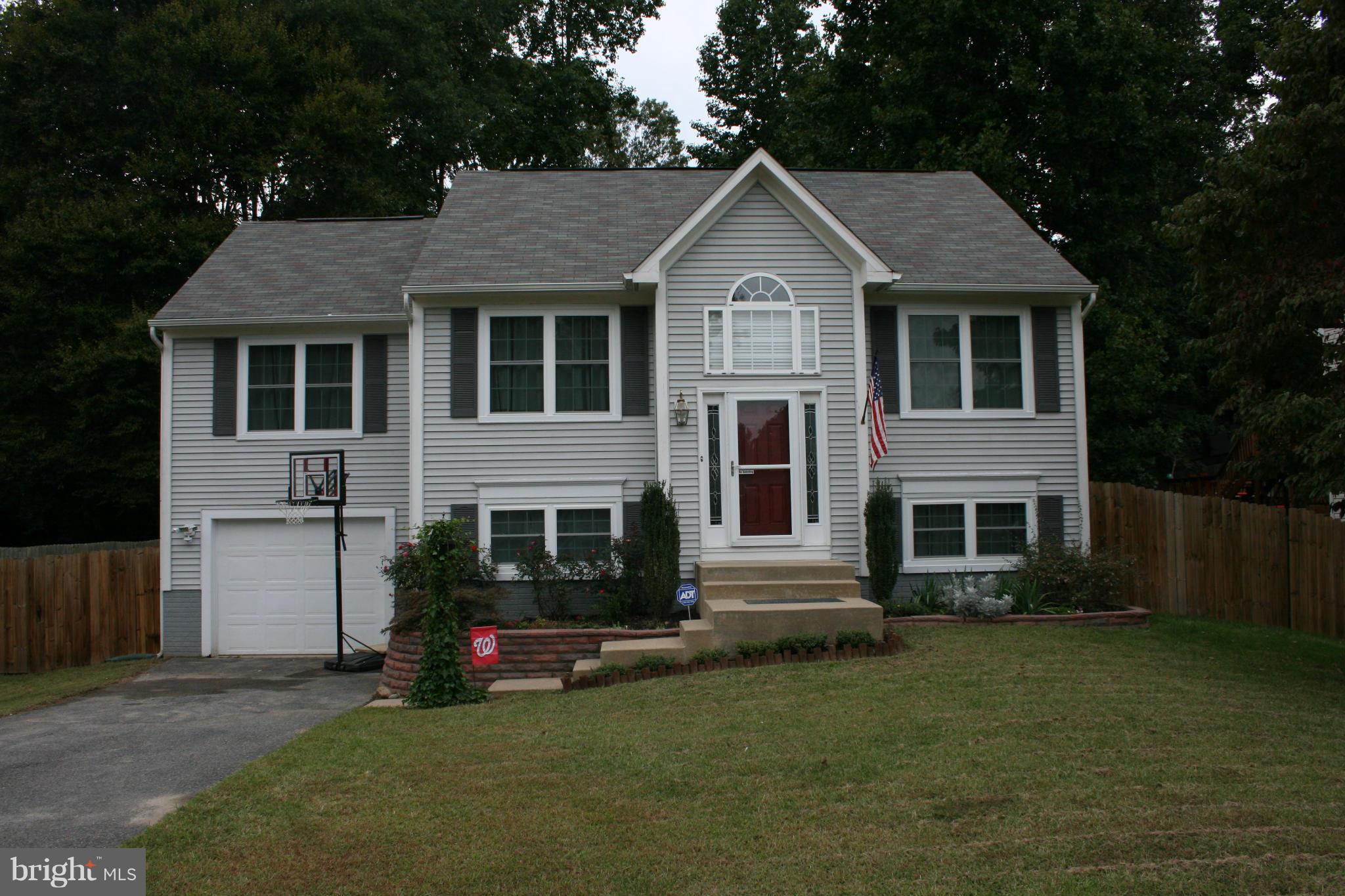 8 Myrtle Road Fredericksburg, VA 22405 - Photo 1 of 23 Exterior (Front)