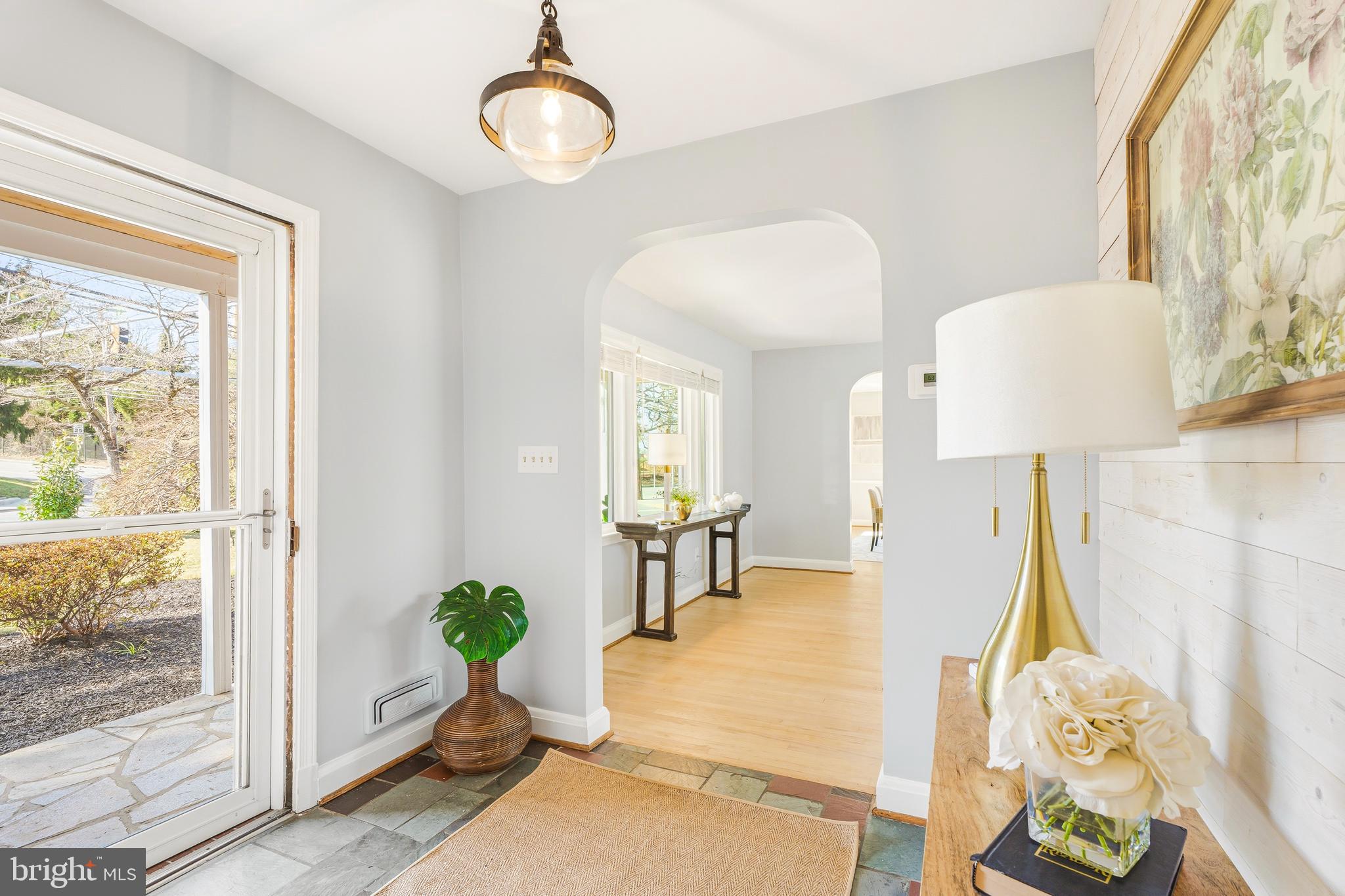 500 Hillen Road Towson, MD 21286 - Photo 4 of 42 a living room with furniture and a window