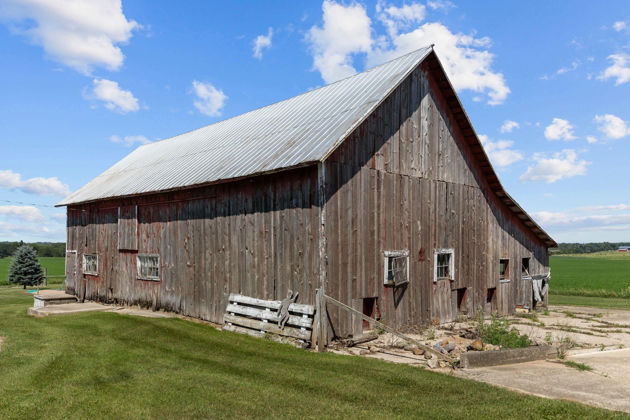 N5964 Division Road Cecil, WI 54111 - Photo 56 of 80