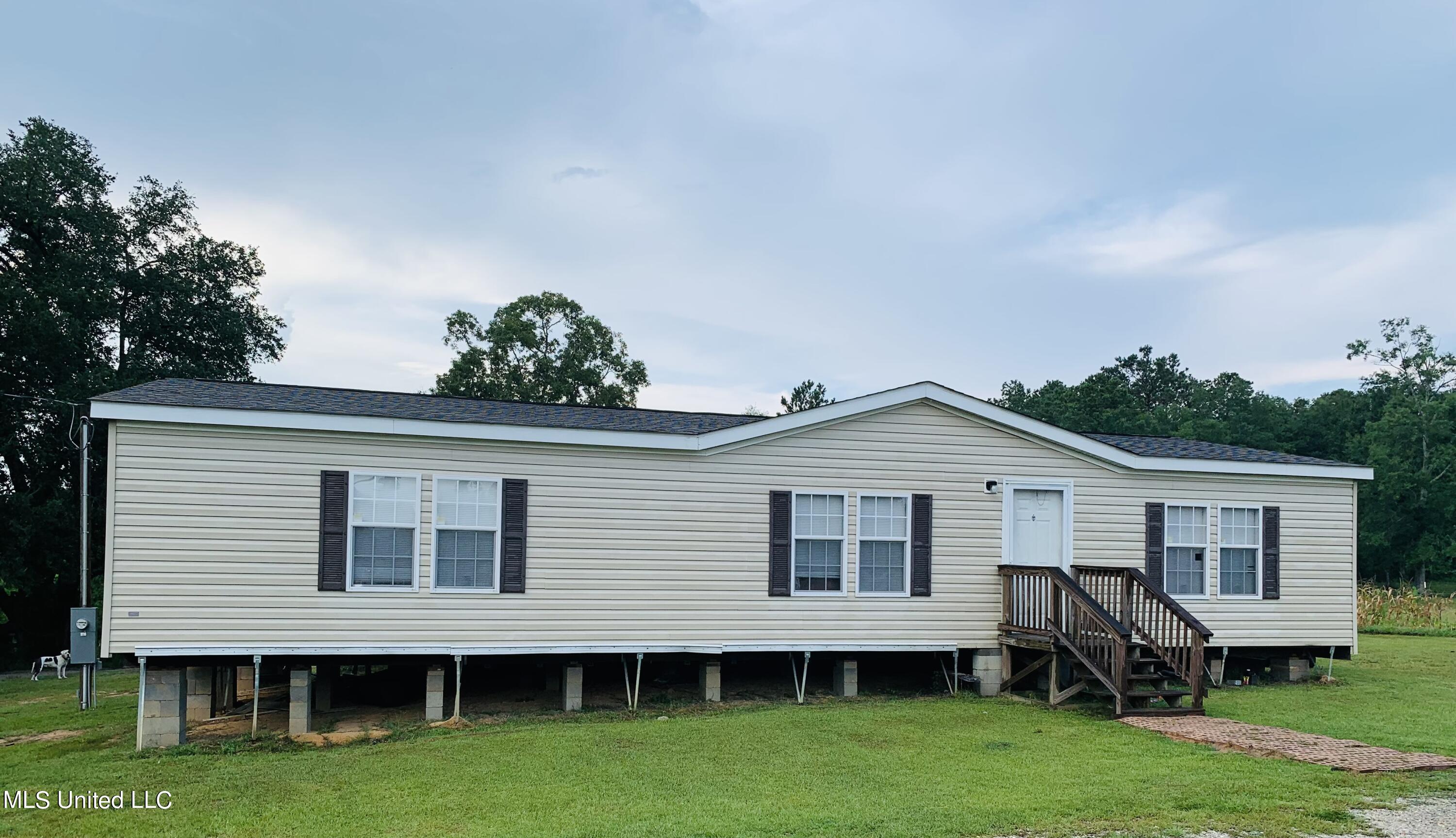 22390 L Lizana Road Saucier, MS 39574 - Photo 2 of 9 Extrfront2