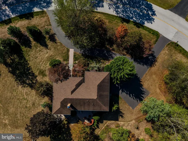 $798,000 | 16 Appaloosa Way, Carlisle, PA 17015