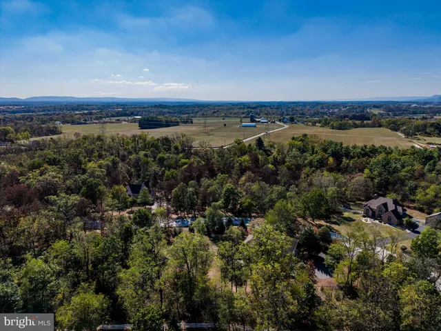 $798,000 | 16 Appaloosa Way, Carlisle, PA 17015