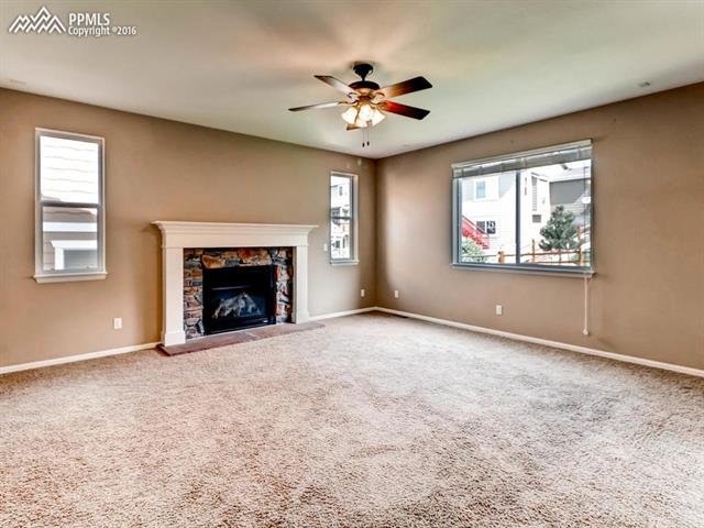 842 Spectrum Loop Colorado Springs, CO 80921 - Photo 5 of 28
