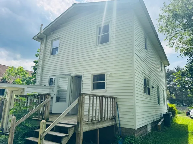 $1,700 | 201 Eastland Road, Vestal, NY 13850