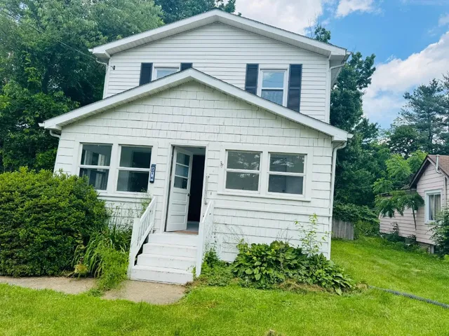 $1,700 | 201 Eastland Road, Vestal, NY 13850