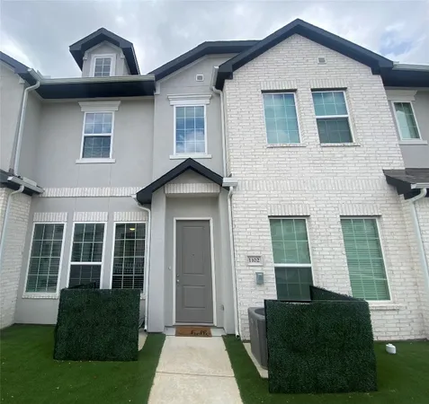 $2,199 | 12400 Greens Road, Unit 1102, Atascocita, TX 77346