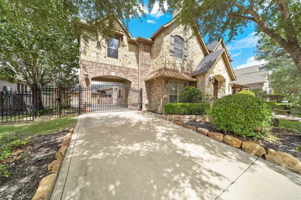 $5,000 | 10015 Cinco Ridge Drive, Katy, TX 77494