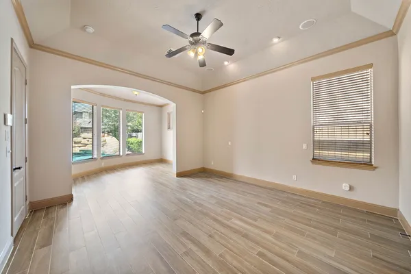 $5,000 | 10015 Cinco Ridge Drive, Katy, TX 77494