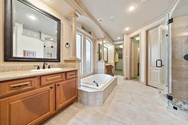 $5,000 | 10015 Cinco Ridge Drive, Katy, TX 77494