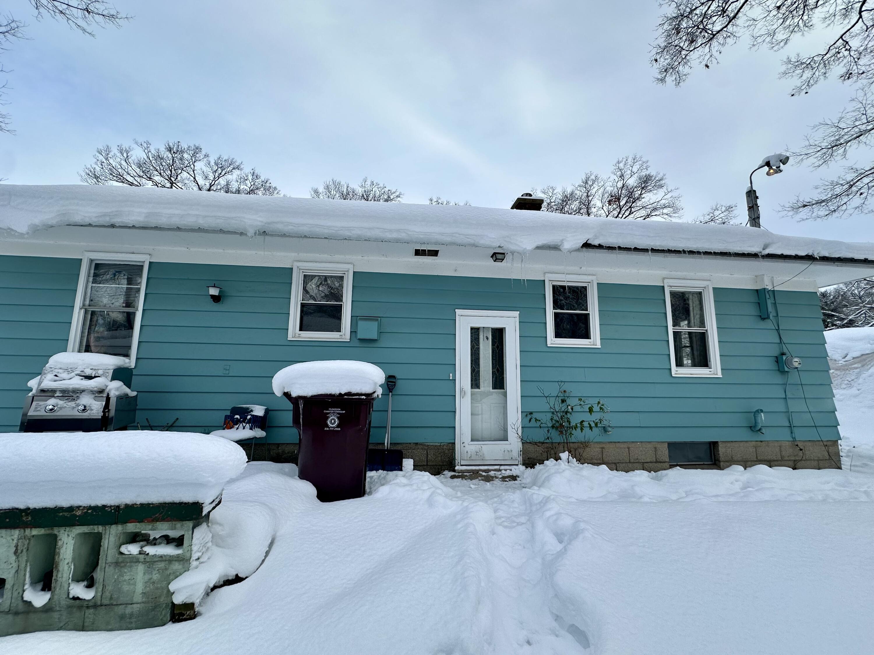 1241 Anna Road Muskegon, MI 49445 - Photo 5 of 8 Photo Jan 19 2024, 9 22 07 AM