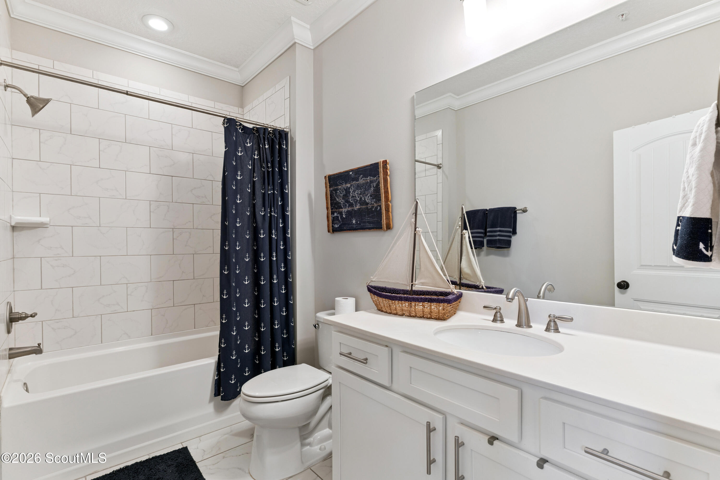 101 Mariners Circle St. Simons Island, GA 31522 - Photo 20 of 35 Upstairs Full Bath