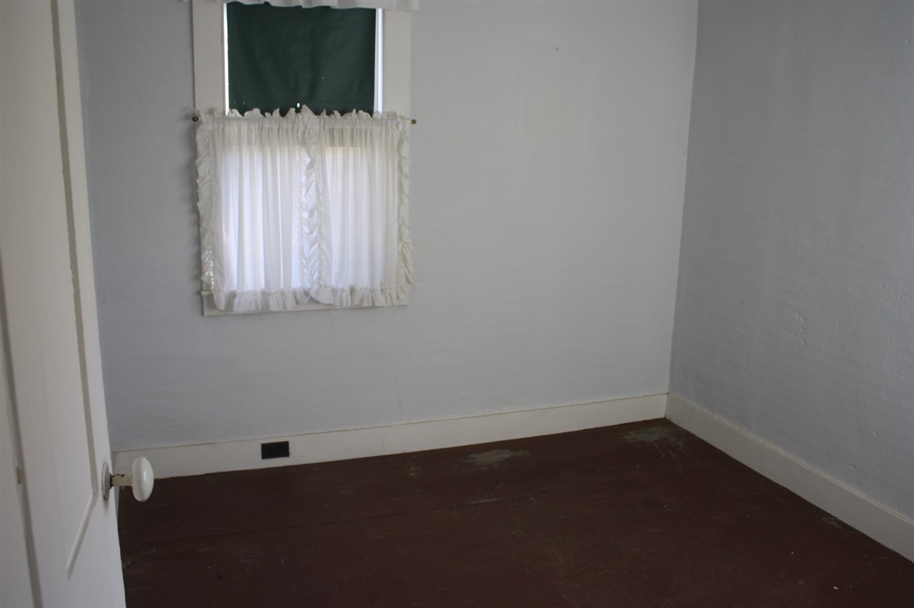 500 Salmon Falls Road Rochester, NH 03868 - Photo 8 of 12