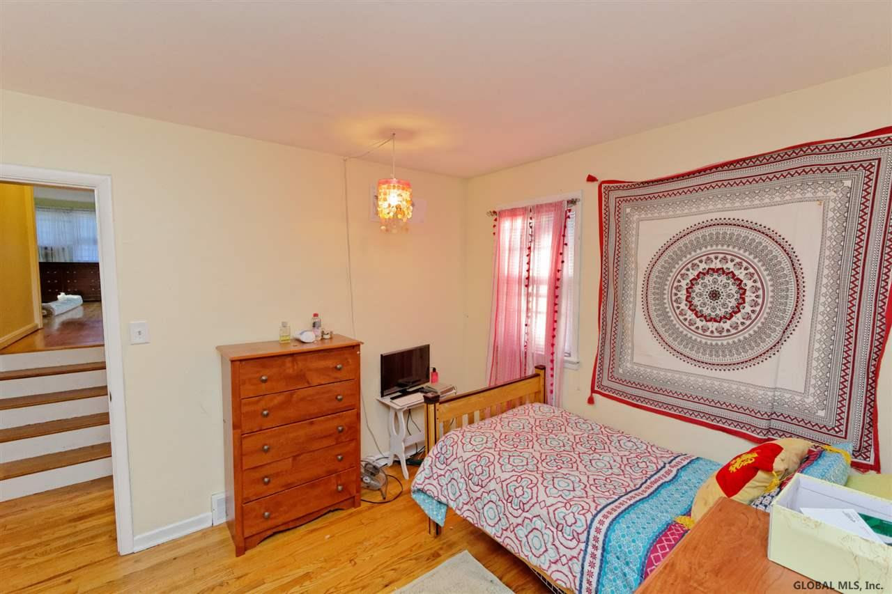 940 Pearse Road Niskayuna, NY 12309 - Photo 14 of 25 Photo 14