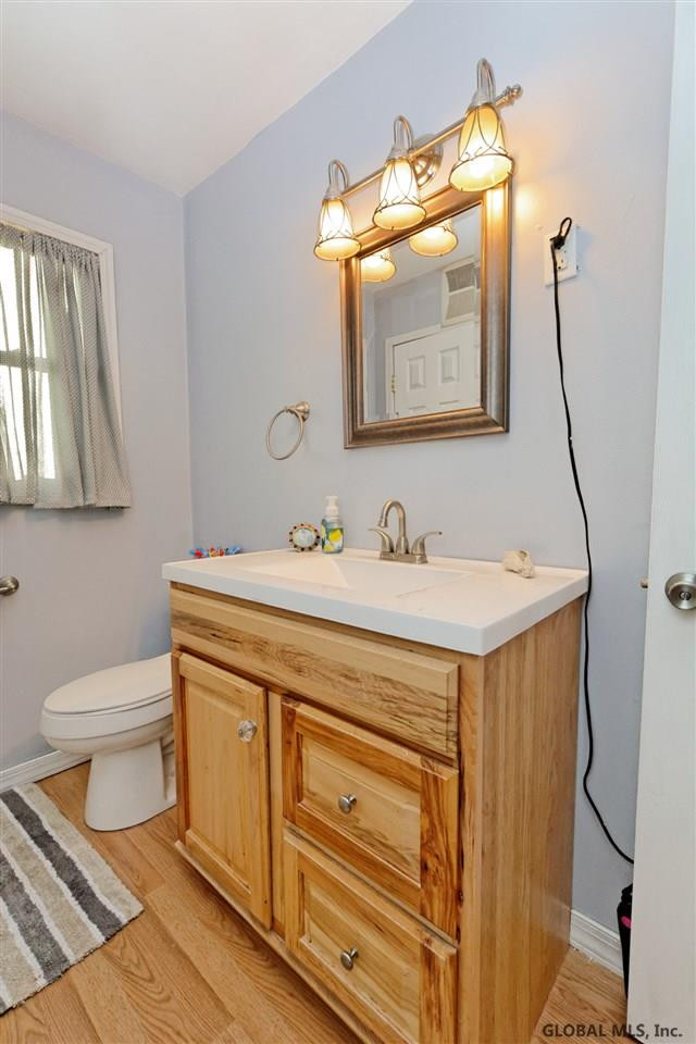 940 Pearse Road Niskayuna, NY 12309 - Photo 18 of 25 Photo 18