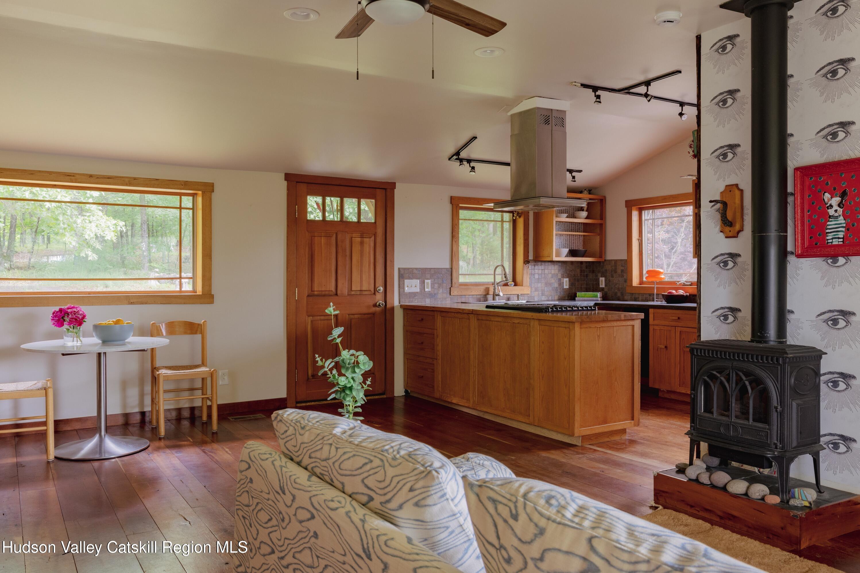 28 Heath Road Kingston, NY 12401 - Photo 12 of 48 gesso-heath-upstate-realtor-thatupstatea