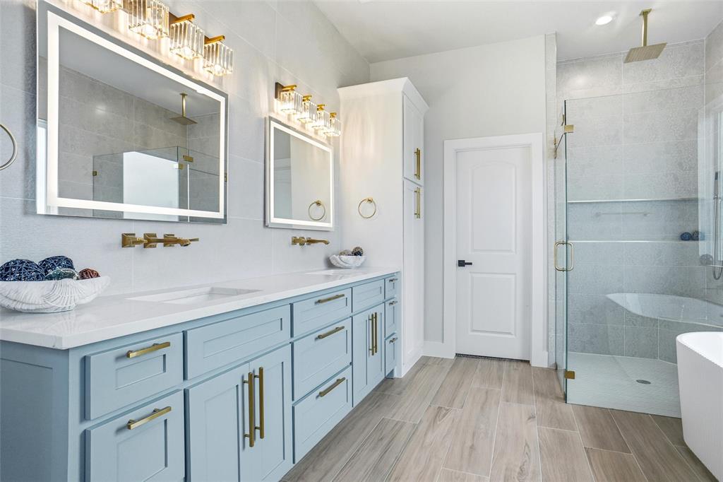 3005 Westfork Way Springtown, TX 76082 - Photo 20 of 39 TOP OF THE LINE primary suite bathroom!