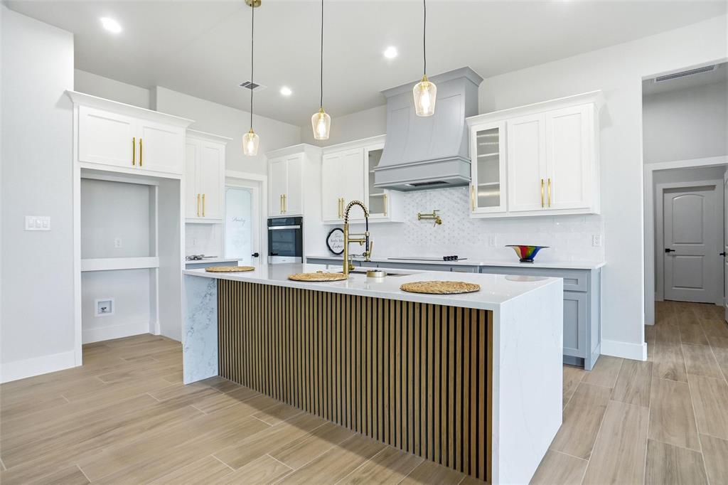 3005 Westfork Way Springtown, TX 76082 - Photo 9 of 39 Waterfall, Quartz Island