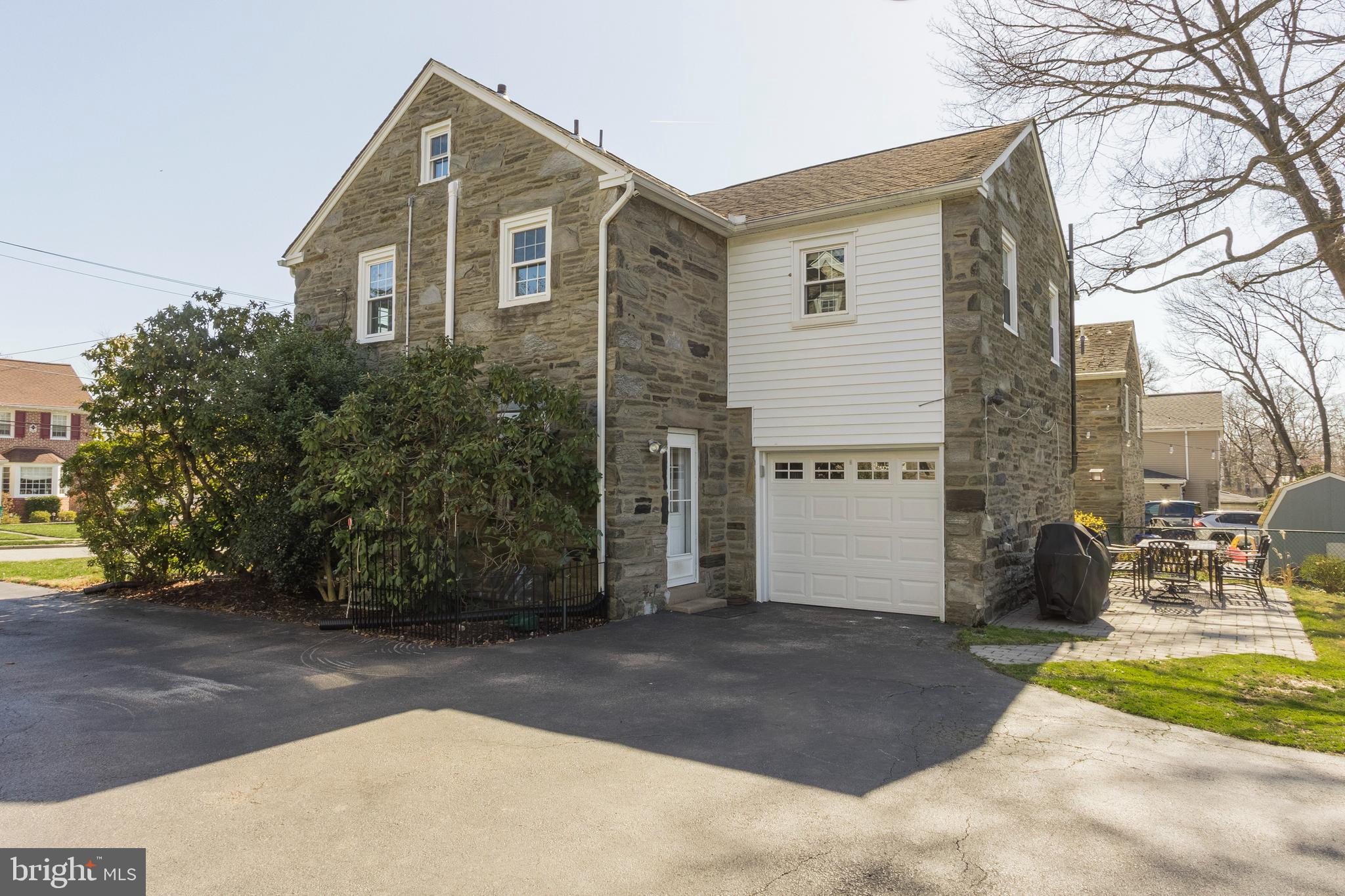 1812 Manor Road Havertown, PA 19083 - Photo 22 of 27